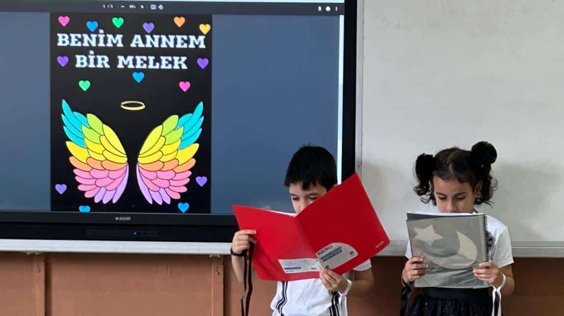 ANNELER GÜNÜNE ÖZEL ETKİNLİKLERİMİZ